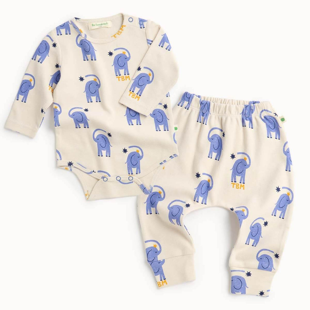 Baby cotton outfit set with long-sleeve bodysuit and leggings featuring blue elephant patterns 