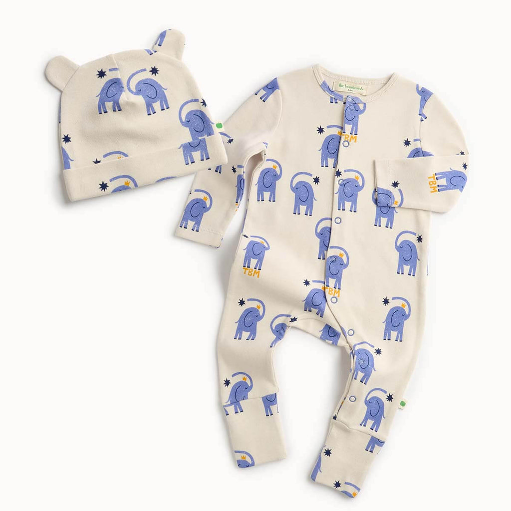 Cotton baby outfit set with white sleepsuit, featuring blue elephant patterns 