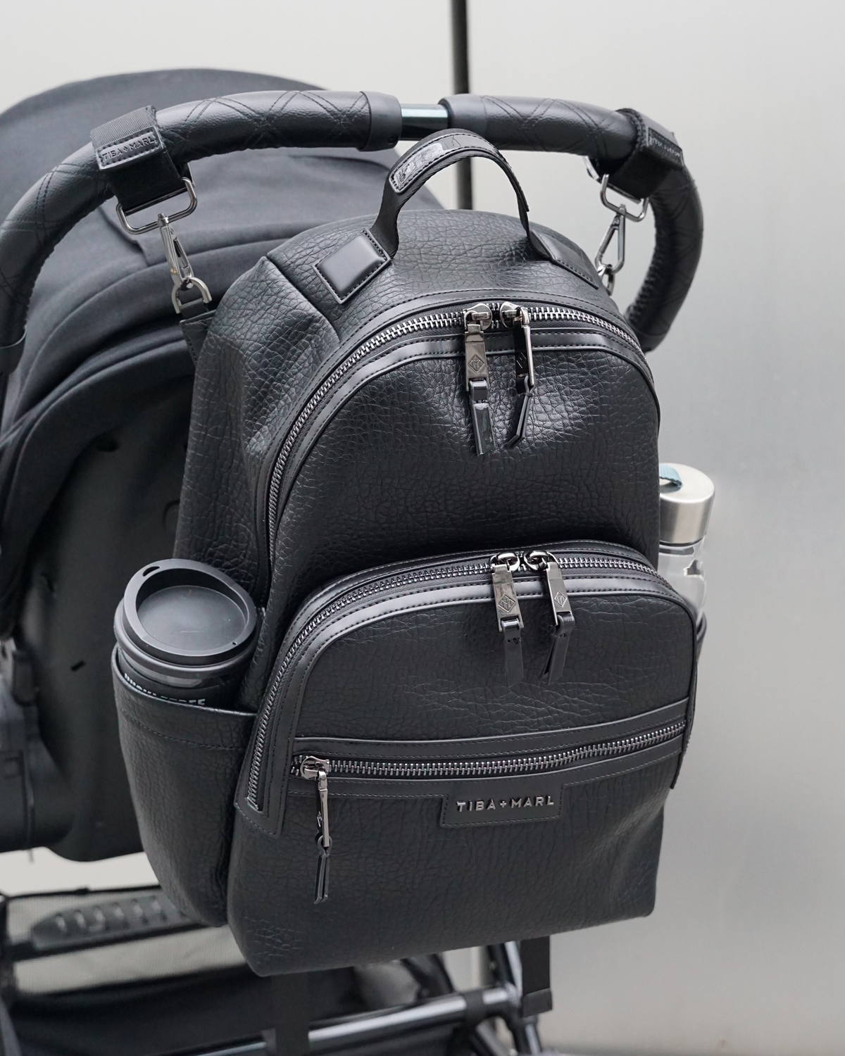 Elwood 2.0 Changing Backpack Black